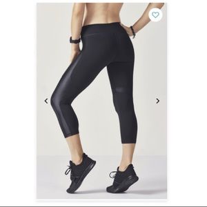 Fabletics Salar Statement Powerhold Capri